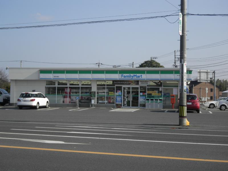 ファミリーマート本納店の画像