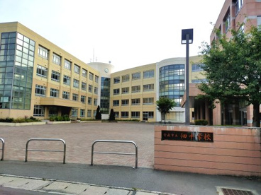 青森市立佃中学校の画像1