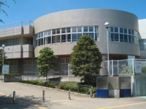 川越市立西図書館