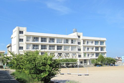 明石市立谷八木小学校の画像1