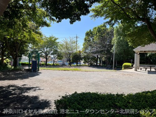 仲町台ひぐらし公園