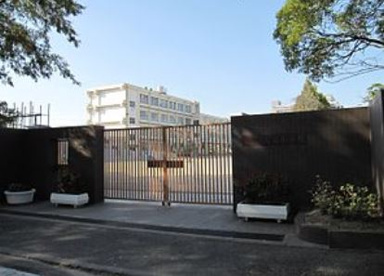 尼崎市立 大島小学校の画像1