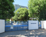 東香里中学校
