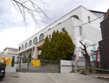 宝塚市立 良元小学校の画像1