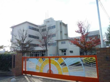 宝塚市立 光明小学校の画像1