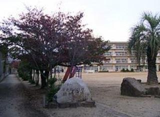 宝塚市立 安倉北小学校の画像1