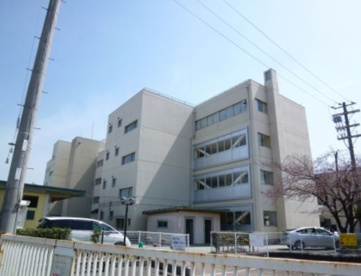 宝塚市立高司中学校の画像1