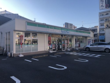 ファミリーマート　静岡車町店の画像1