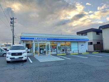 ローソン 中央高校前店の画像1