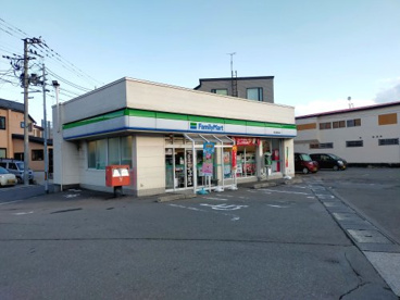 ファミリーマート 浪館前田店の画像1
