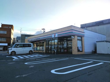 セブンイレブン 浪館通店の画像1