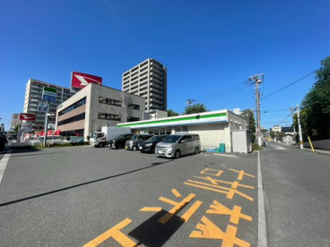 ファミリーマート さいたま根岸5丁目の画像1