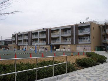世田谷区立給田小学校の画像1