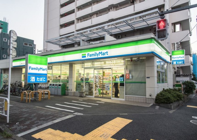 ファミリーマート江東福住一丁目店の画像1