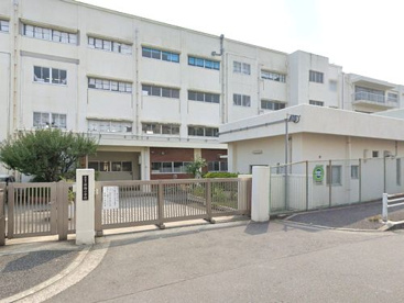 横浜市立新橋小学校の画像1