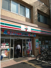 セブンイレブン北本駅西口店の画像1