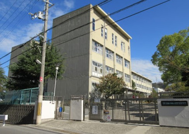 四條畷中学校の画像1