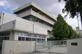 吹田市立吹田南小学校の画像1