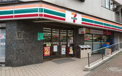 セブンイレブン 北区東十条駅前店の画像1