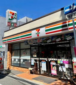 セブンイレブン 近鉄河内小阪駅南店の画像1