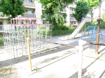 王子三丁目公園の画像2