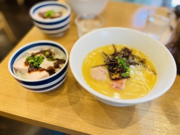 （閉店）博多水炊きらーめん うかんむりの画像2
