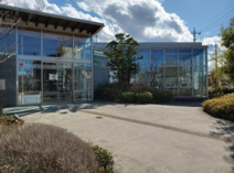 鴻巣市立吹上図書館