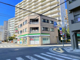 ファミリーマート広島横川駅北口店