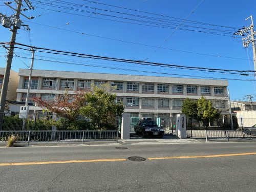 泉佐野市立日新小学校の画像