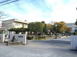 春日部市立緑中学校の画像1