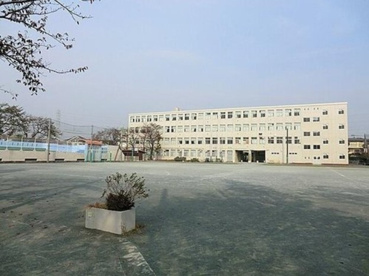横浜市立葛野小学校の画像1