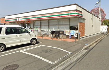 セブンイレブン 晃華学園前店の画像1