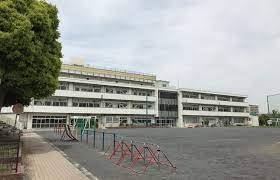 横浜市立六つ川西小学校の画像1