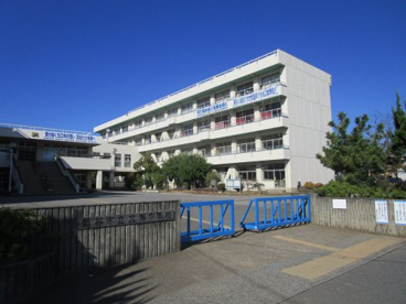 越谷市立北陽中学校の画像1