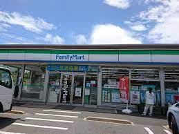 ファミリーマート 八千代高津店の画像1