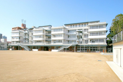 岡山中央小学校の画像1