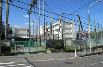 陵南中学校の画像1