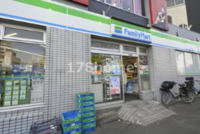 ファミリーマート 三ノ輪店の画像1