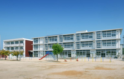 福島小学校の画像1