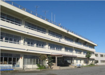 市立有鹿小学校