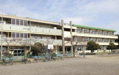 鴻巣市立田間宮小学校の画像1