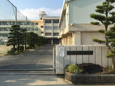 高島中学校の画像1