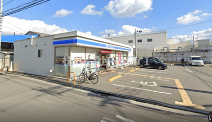 ローソン 東大阪楠根二丁目店の画像1