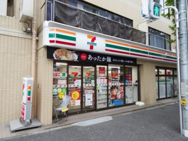セブンイレブン 文京関口1丁目店の画像1