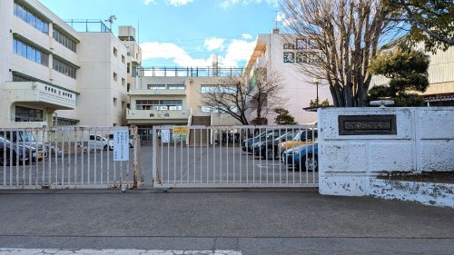 幸手市立西中学校