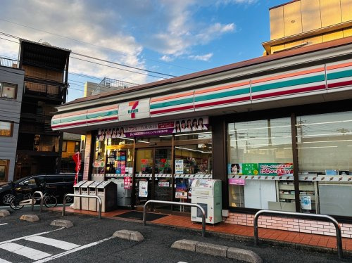 セブンイレブン 川越東田町店の画像