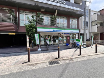 ファミリーマート 土居駅前店の画像1