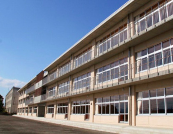 玉村町立玉村中学校の画像1