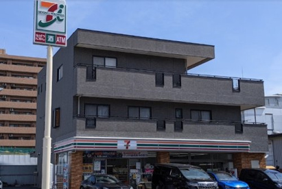 セブンイレブン 江東枝川店の画像1