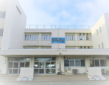 浦安市立見明川中学校の画像1